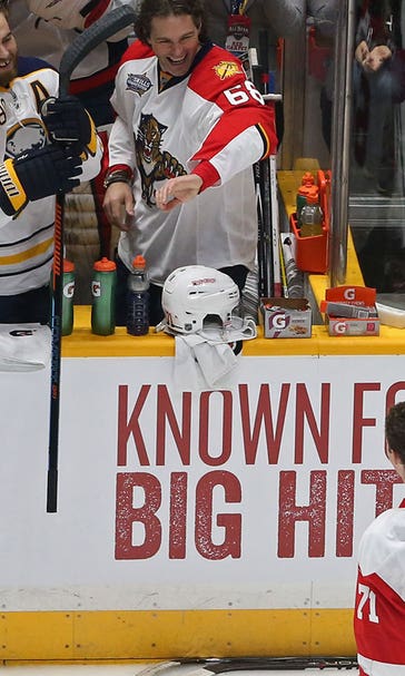 Larkin breaks 20-year-old speed record at NHL skills competition